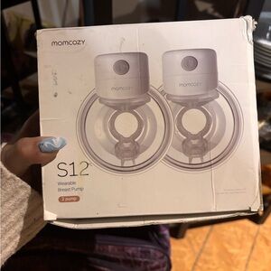 Momcozy S12 Wearable Breast Pump - White